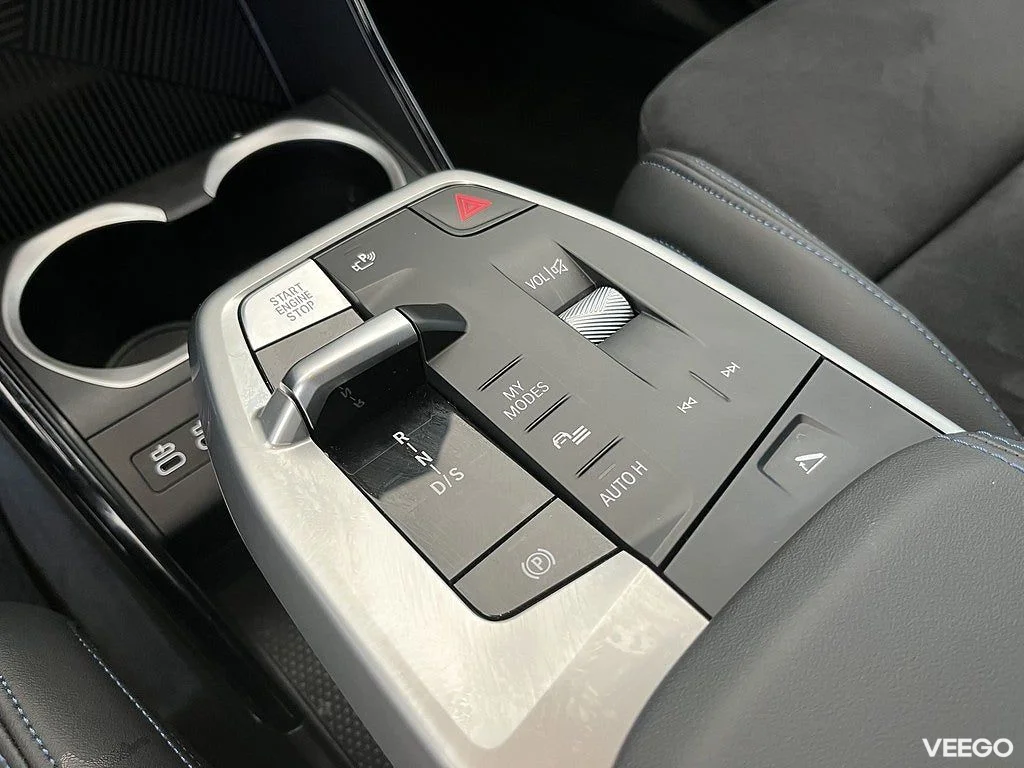 BMW X1 sDrive18i 4,95 ränta M Sport Drag Rattvärme Park Assist 0kW