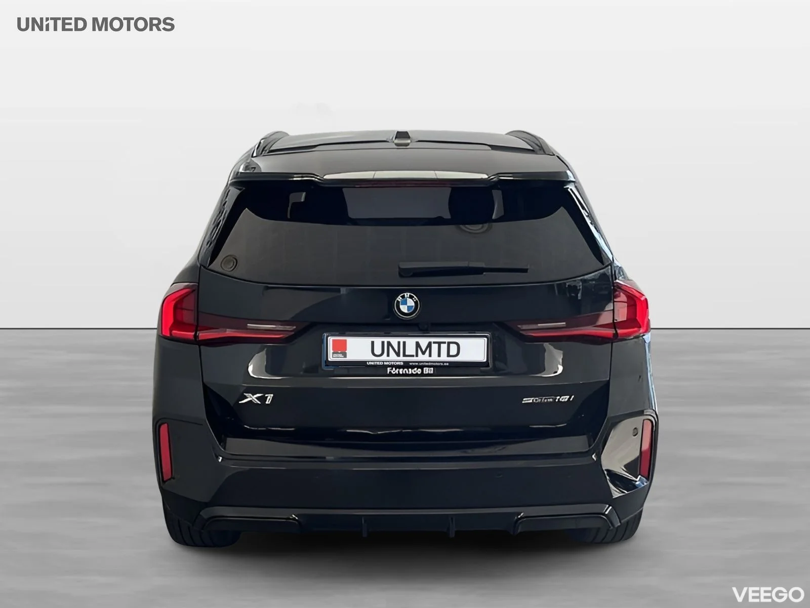 BMW X1 sDrive18i 4,95 ränta M Sport Drag Rattvärme Park Assist 0kW