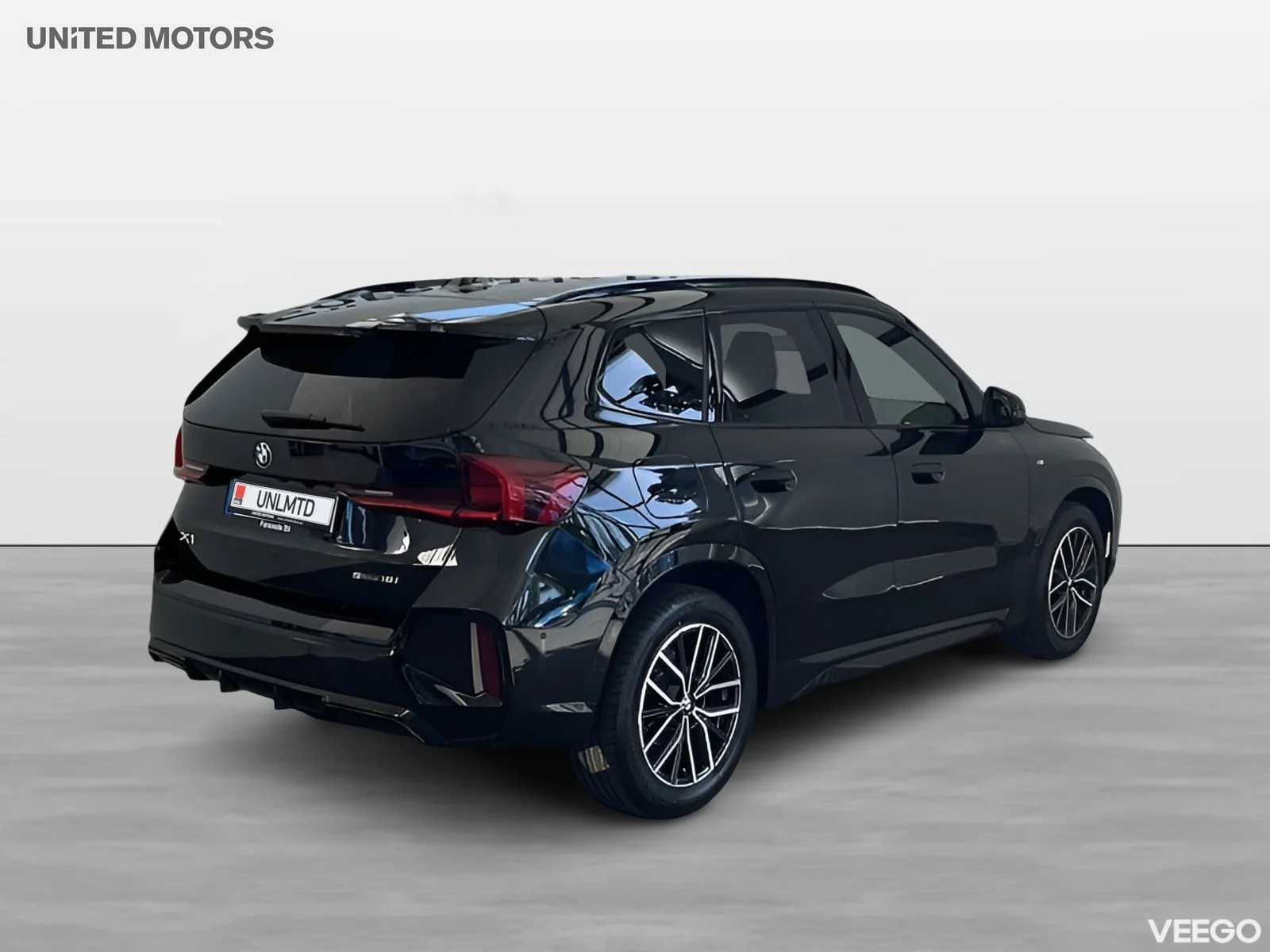 BMW X1 sDrive18i 4,95 ränta M Sport Drag Rattvärme Park Assist 0kW