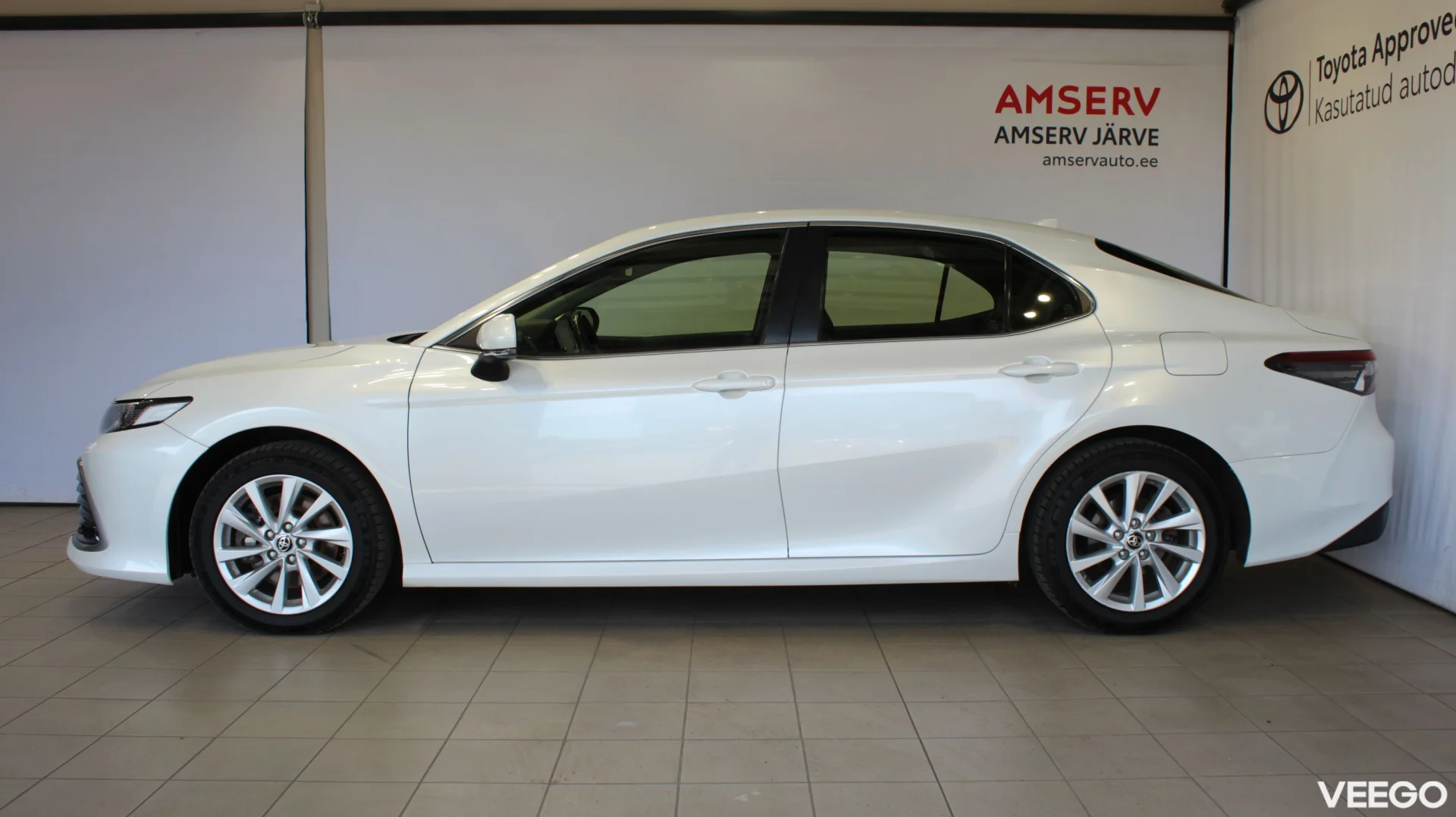 Toyota Camry Luxury Business 2.5 131kW