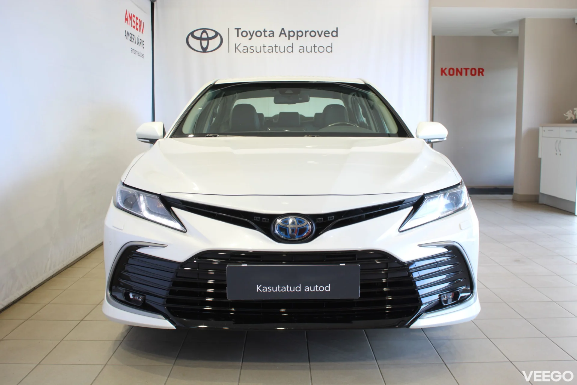 Toyota Camry Luxury Business 2.5 131kW