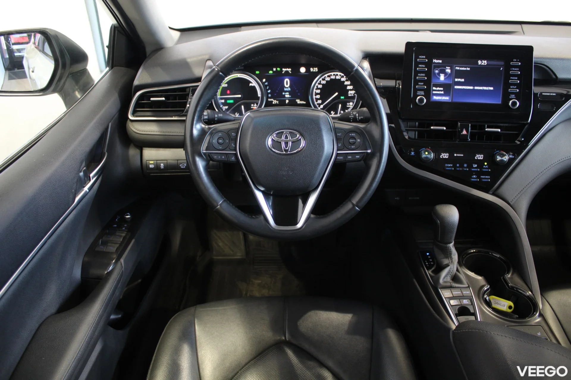 Toyota Camry Luxury Business 2.5 131kW