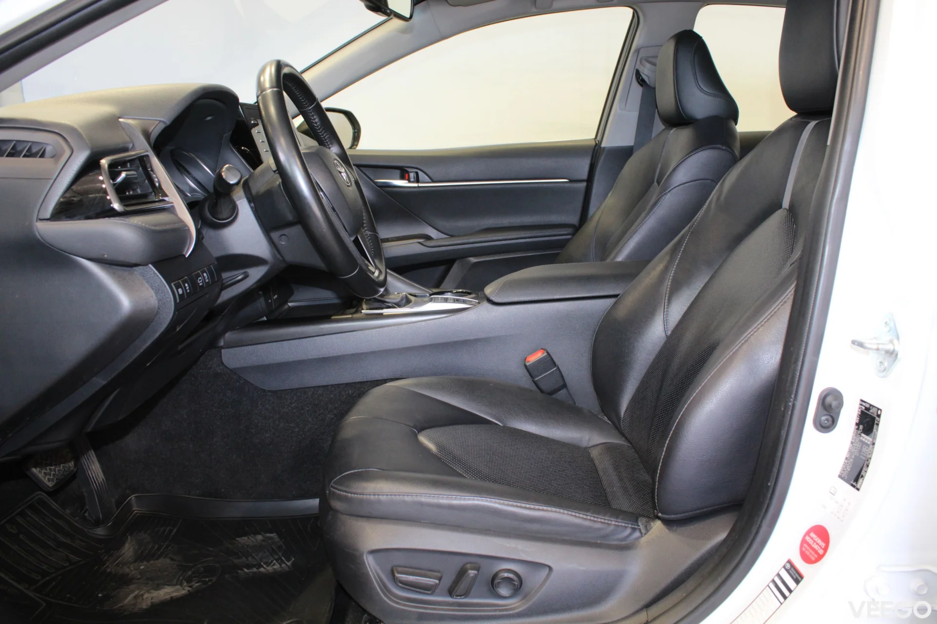 Toyota Camry Luxury Business 2.5 131kW