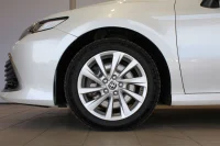 Toyota Camry Luxury Business 2.5 131kW thumbnail