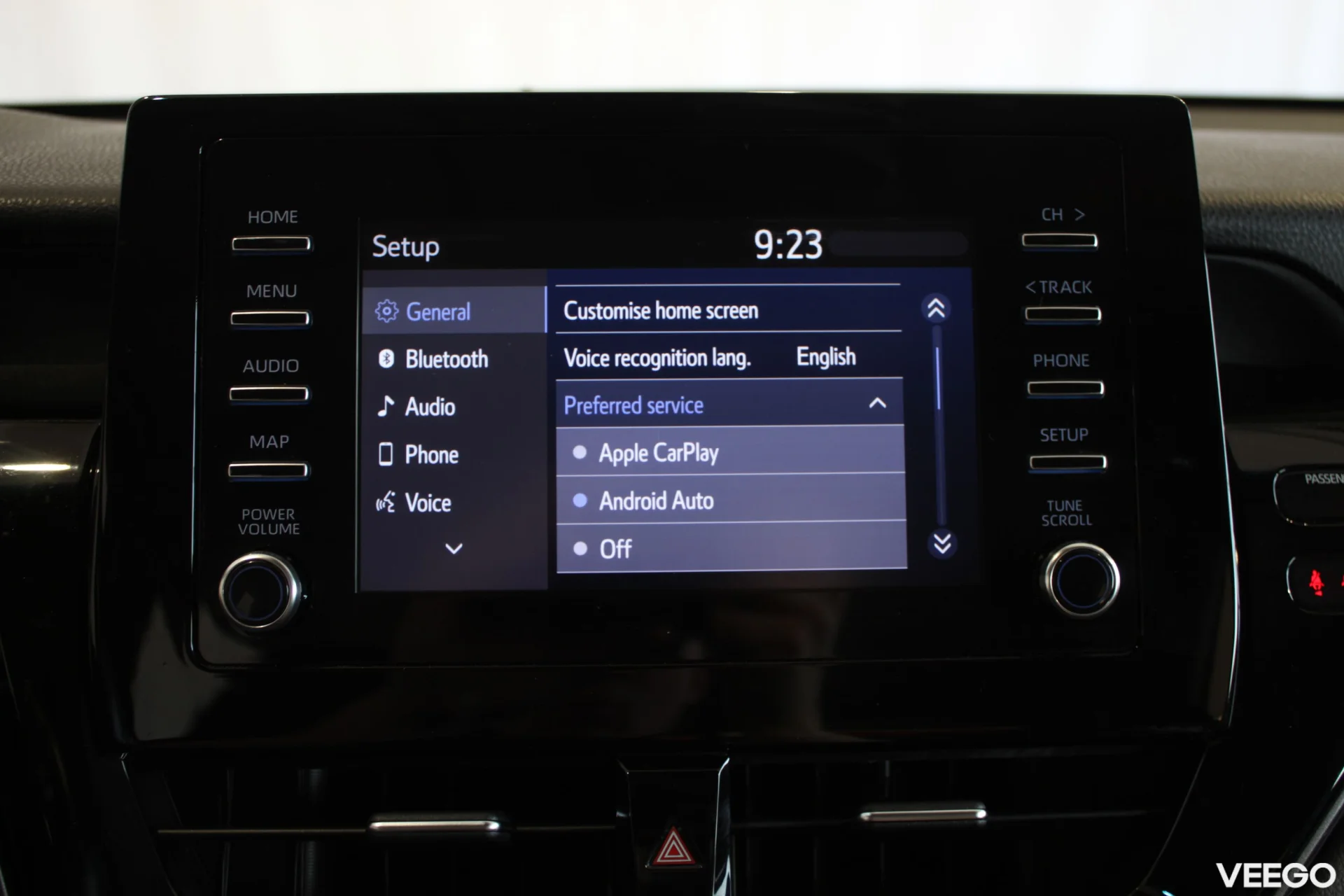 Toyota Camry Luxury Business 2.5 131kW