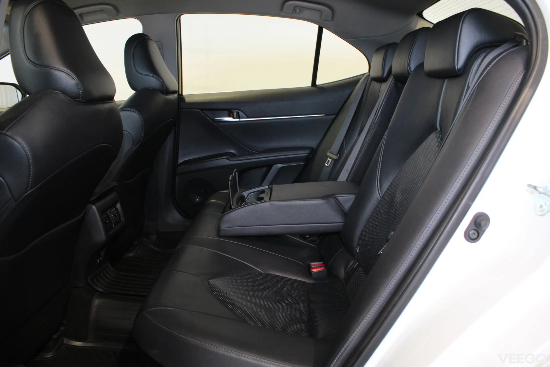 Toyota Camry Luxury Business 2.5 131kW