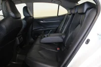 Toyota Camry Luxury Business 2.5 131kW thumbnail