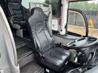 Scania K 450 51 SEATS / AC / AUXILIARY HEATING / TV / WC  450kW thumbnail