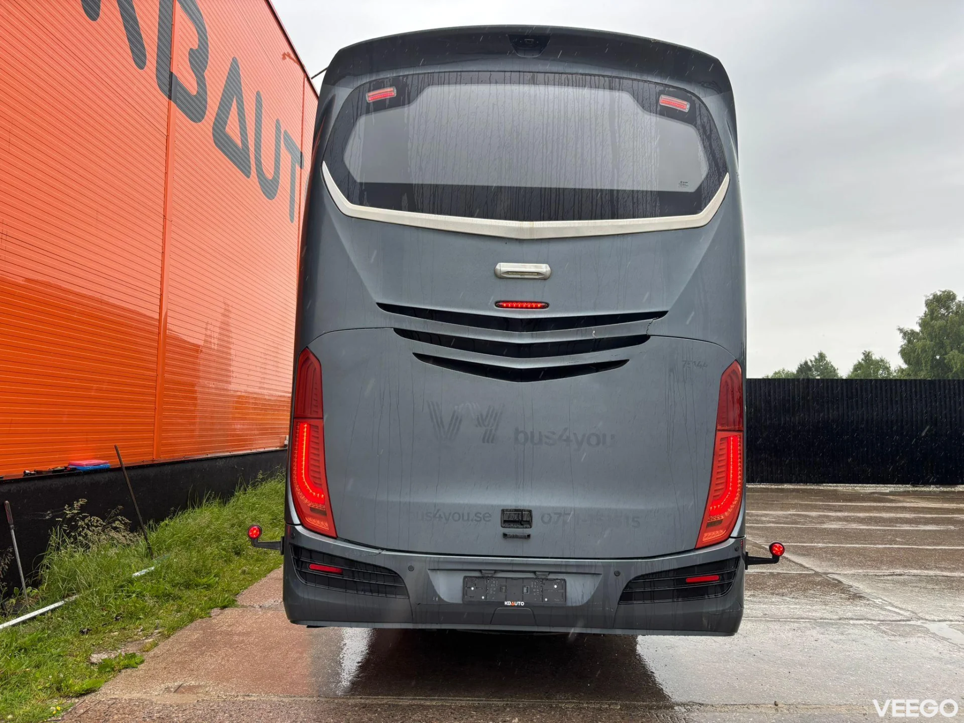 Scania K 450 51 SEATS / AC / AUXILIARY HEATING / TV / WC  450kW