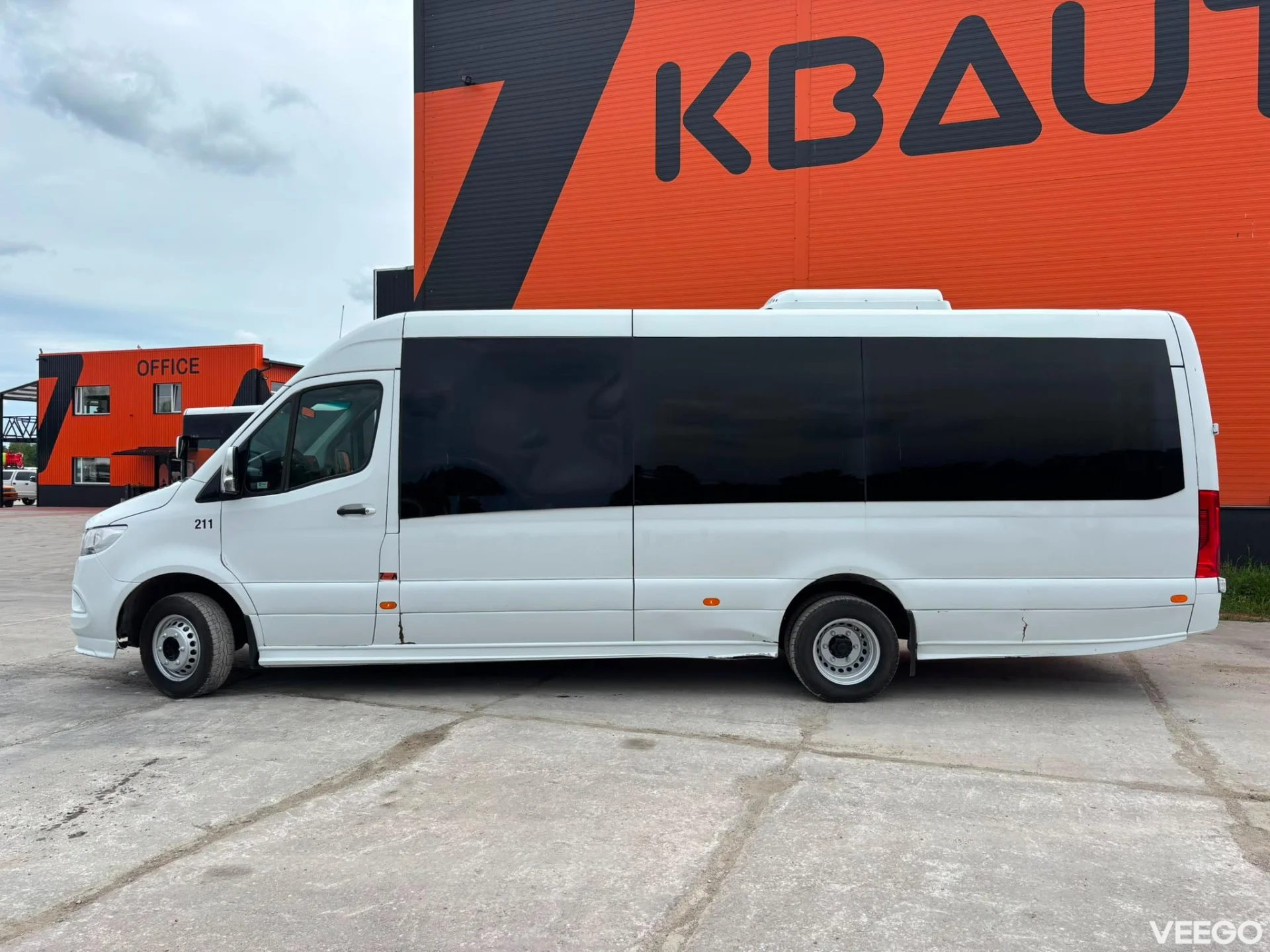 Mercedes-Benz Sprinter EU SALES 800.- Euro TAX WILL BE ADDED / 23+1 SEATS / AC 190kW