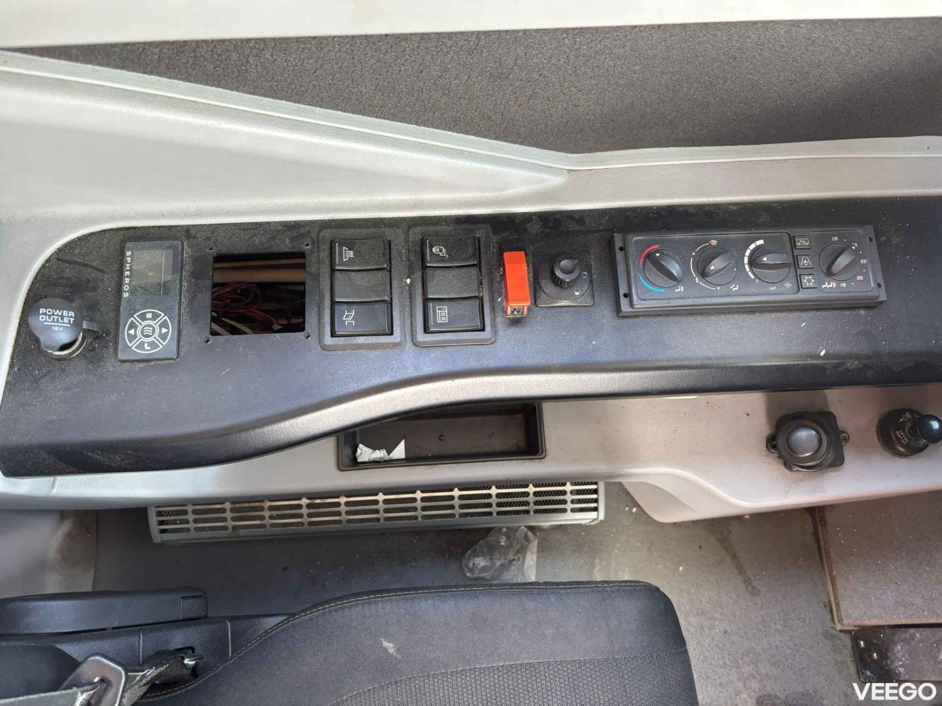 Volvo B8RLE AC / AUXILIARY HEATING  360kW