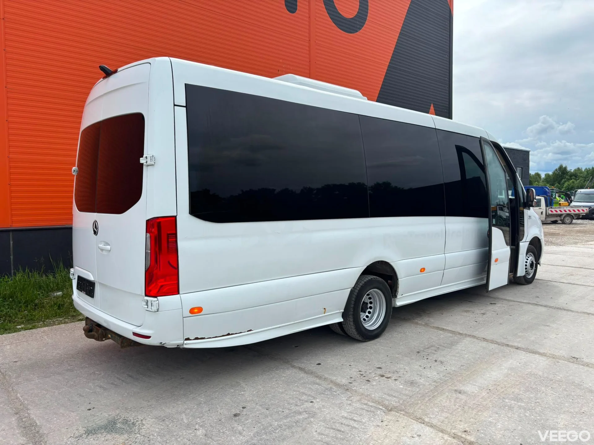 Mercedes-Benz Sprinter EU SALES 800.- Euro TAX WILL BE ADDED / 23+1 SEATS / AC 190kW