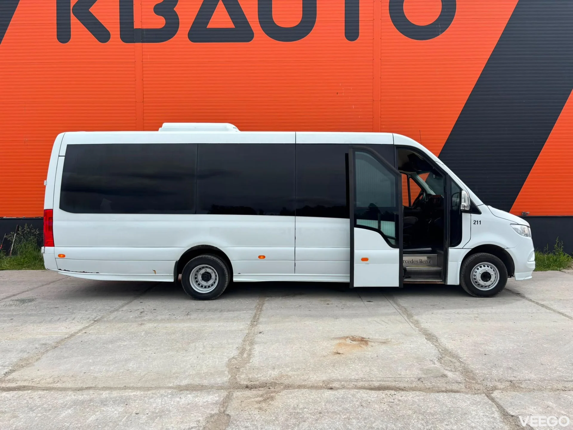Mercedes-Benz Sprinter EU SALES 800.- Euro TAX WILL BE ADDED / 23+1 SEATS / AC 190kW