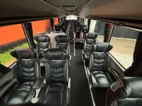 Scania K 450 51 SEATS / AC / AUXILIARY HEATING / TV / WC  450kW thumbnail