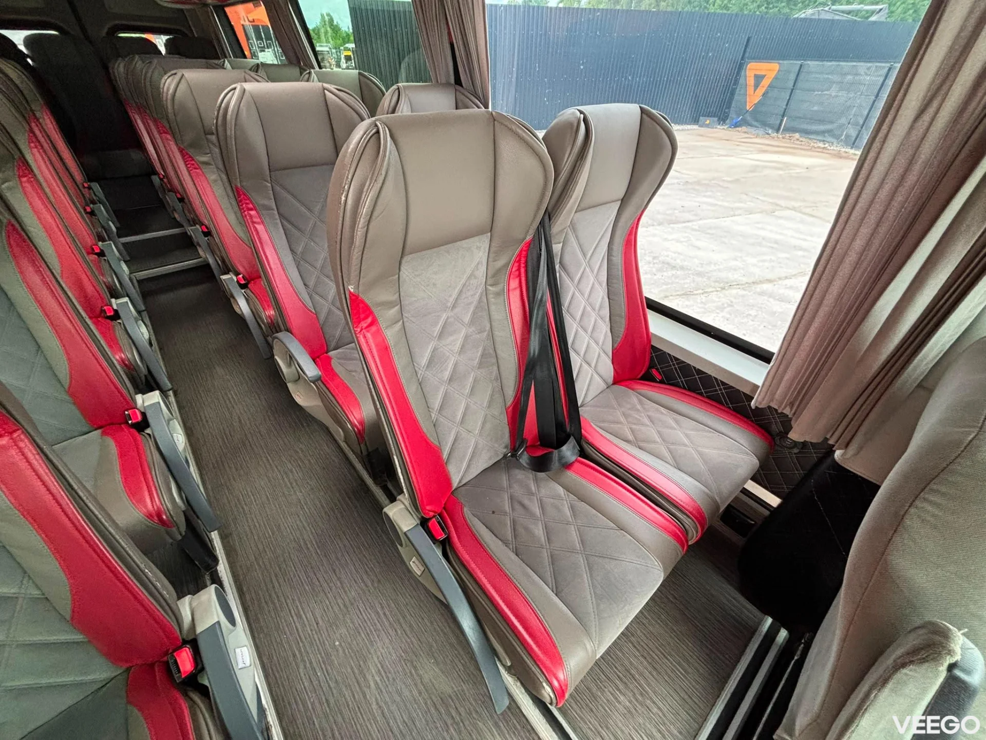 Mercedes-Benz Sprinter EU SALES 800.- Euro TAX WILL BE ADDED / 23+1 SEATS / AC 190kW