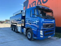 Volvo FH KORP&SON tank 9000 l + 11000 l year 2003 / vacuum Wittig RFW200 / pressure Uraca KD716 - 350 l/min - 150 BAR 540kW thumbnail
