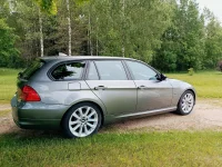BMW 318 2.0 105kW thumbnail
