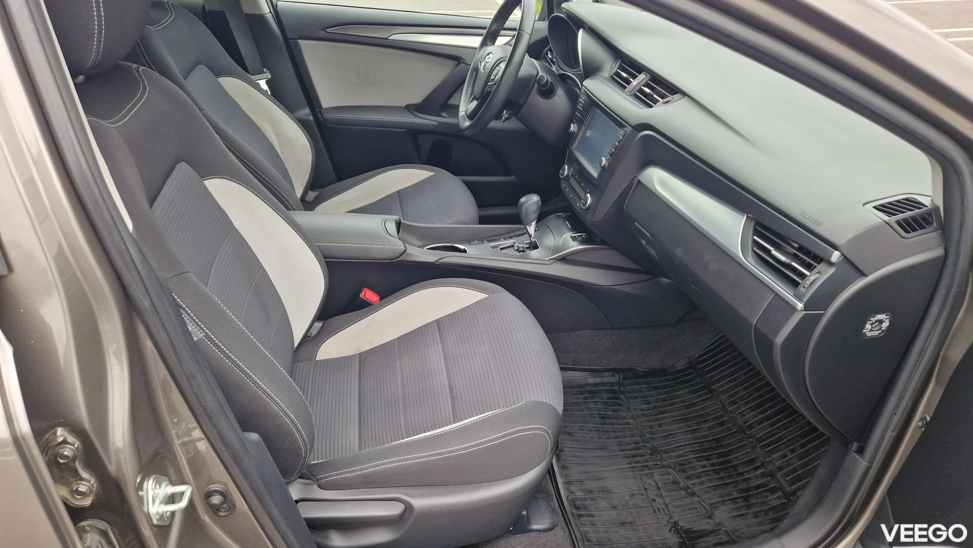 Toyota Avensis 1.8 108kW