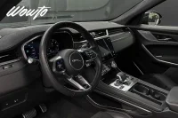 Jaguar F-Pace SVR 550HK /Pano /HuD /Meridian 405kW