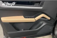 Porsche Cayenne E-Hybrid 470HK /P-Display /Pano /Matrix /18-Vägs /Spec 346kW thumbnail