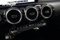 Mercedes-Benz CLA 180 SB 136HK AMG /B-Kamera /Navi 100kW