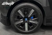 BMW iX xDrive50 524HK Sportpaket /Laser/HuD/Sky Lounge/Moms 385kW