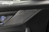 Jaguar F-Pace SVR 550HK /Pano /HuD /Meridian 405kW