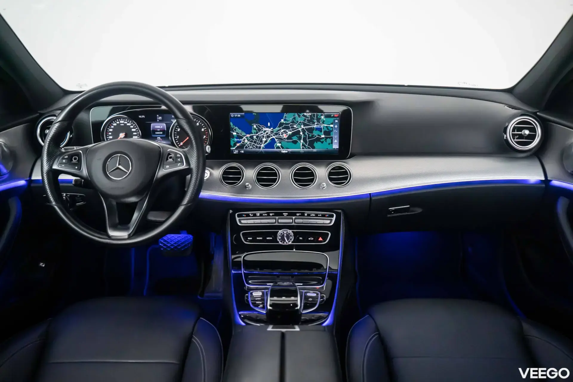 Mercedes-Benz E350 e Avantgarde PHEV 2.0 210kW