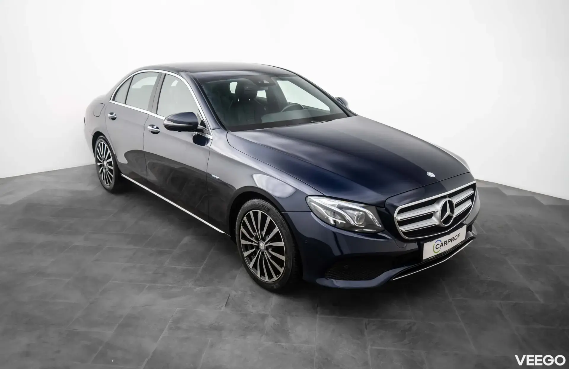 Mercedes-Benz E350 e Avantgarde PHEV 2.0 210kW