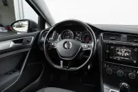 Volkswagen Golf 96kW thumbnail