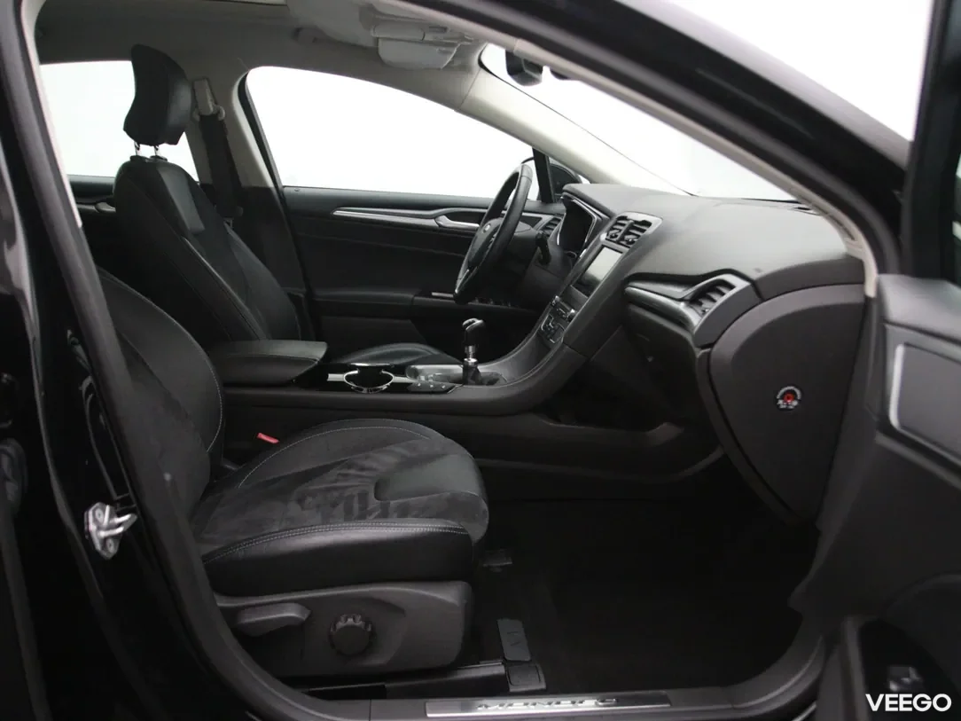 Ford Mondeo 1.5 118kW