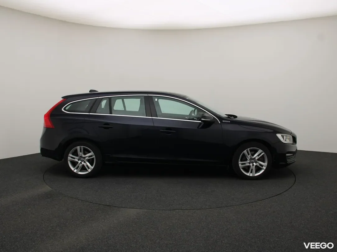 Volvo V60 2.4 208kW