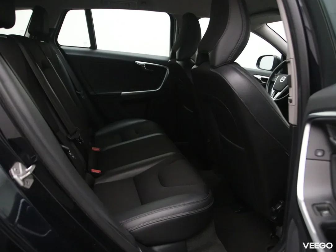 Volvo V60 2.4 208kW