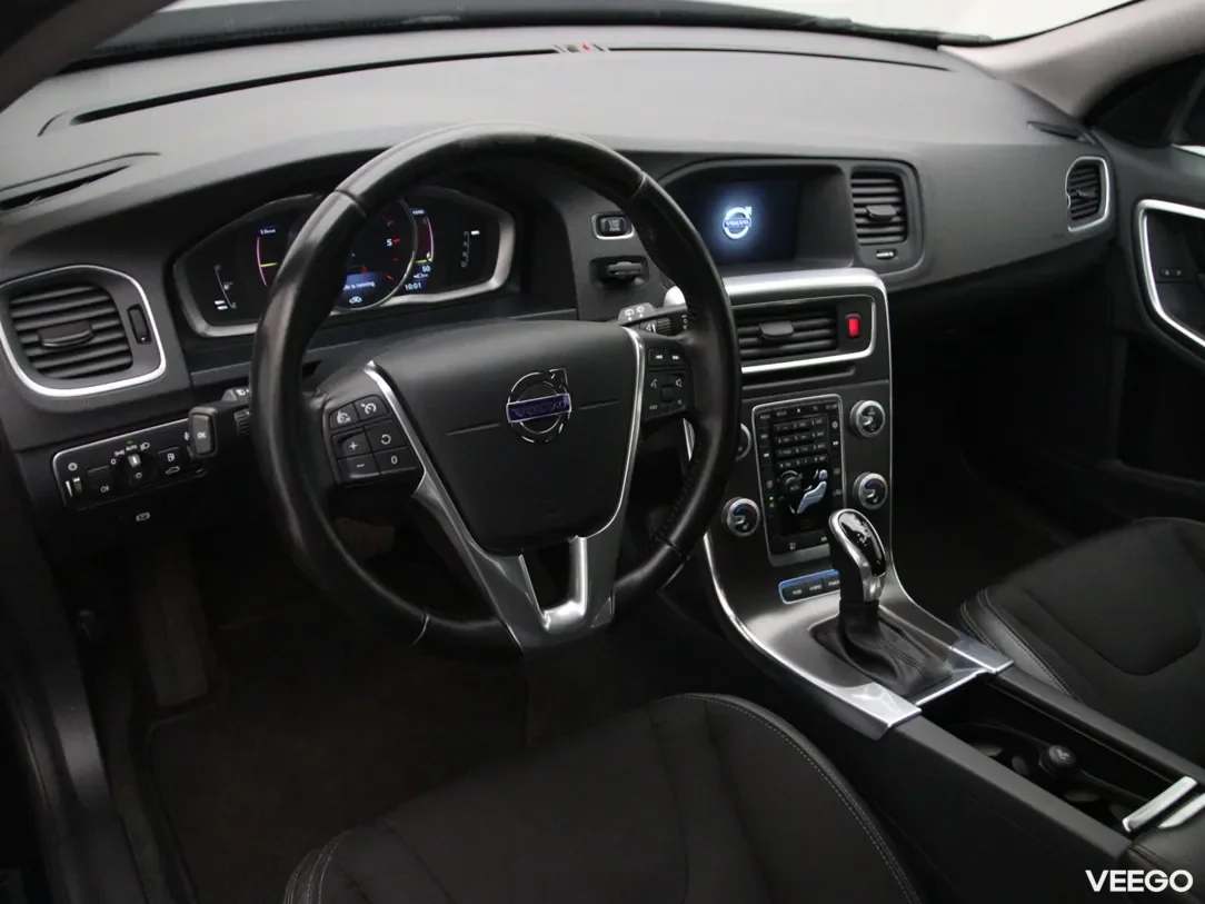 Volvo V60 2.4 208kW