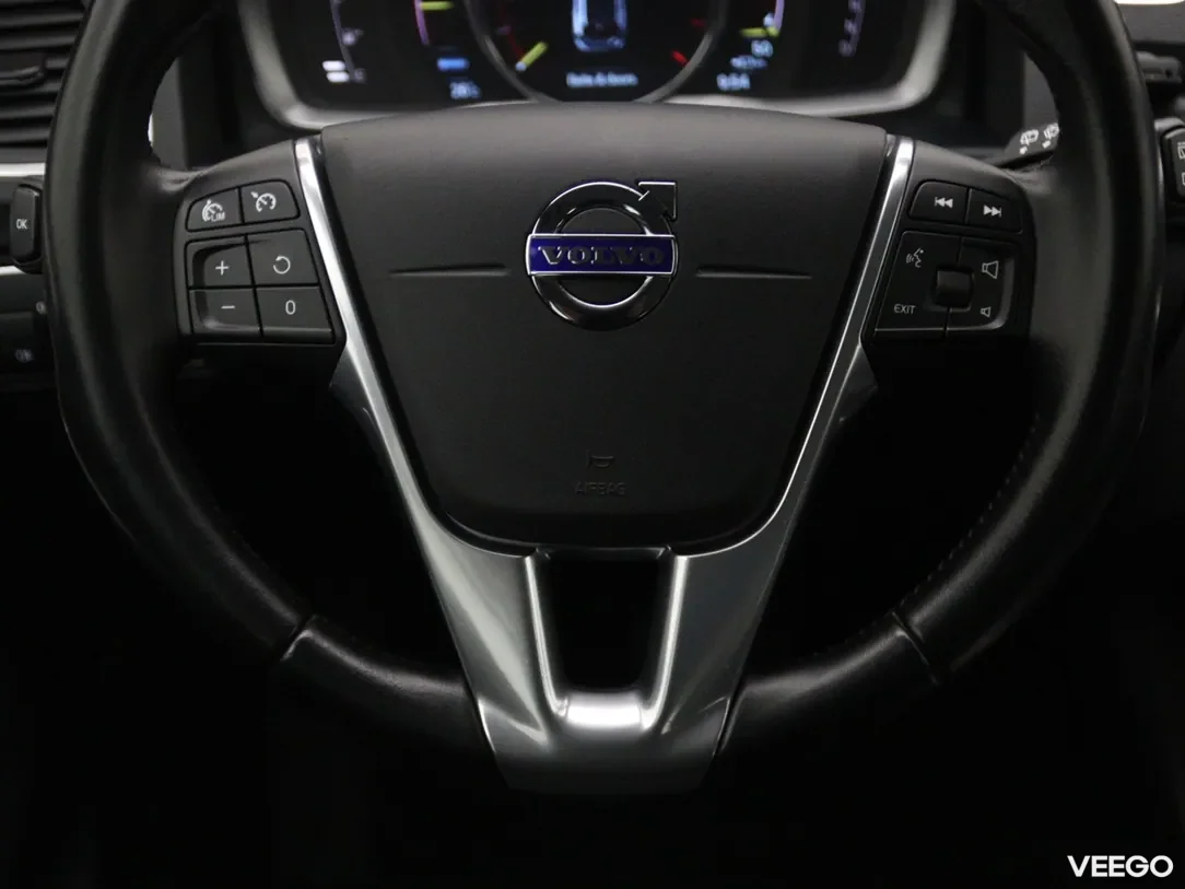 Volvo V60 2.4 208kW
