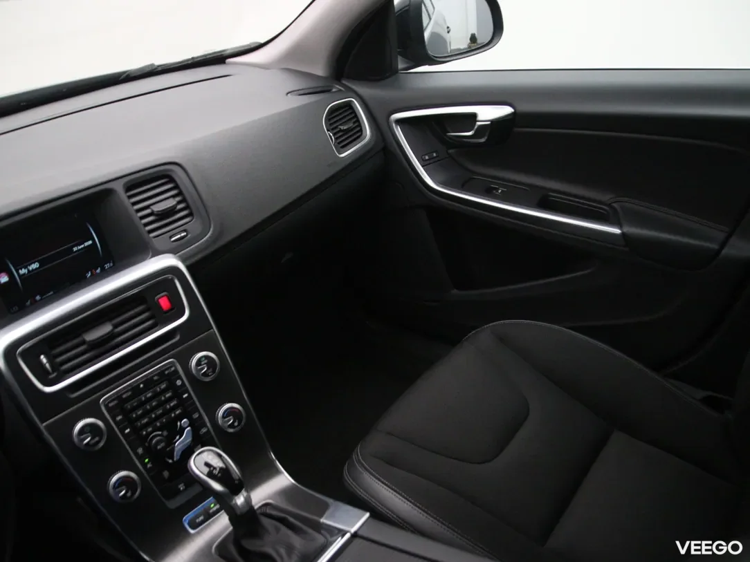 Volvo V60 2.4 208kW