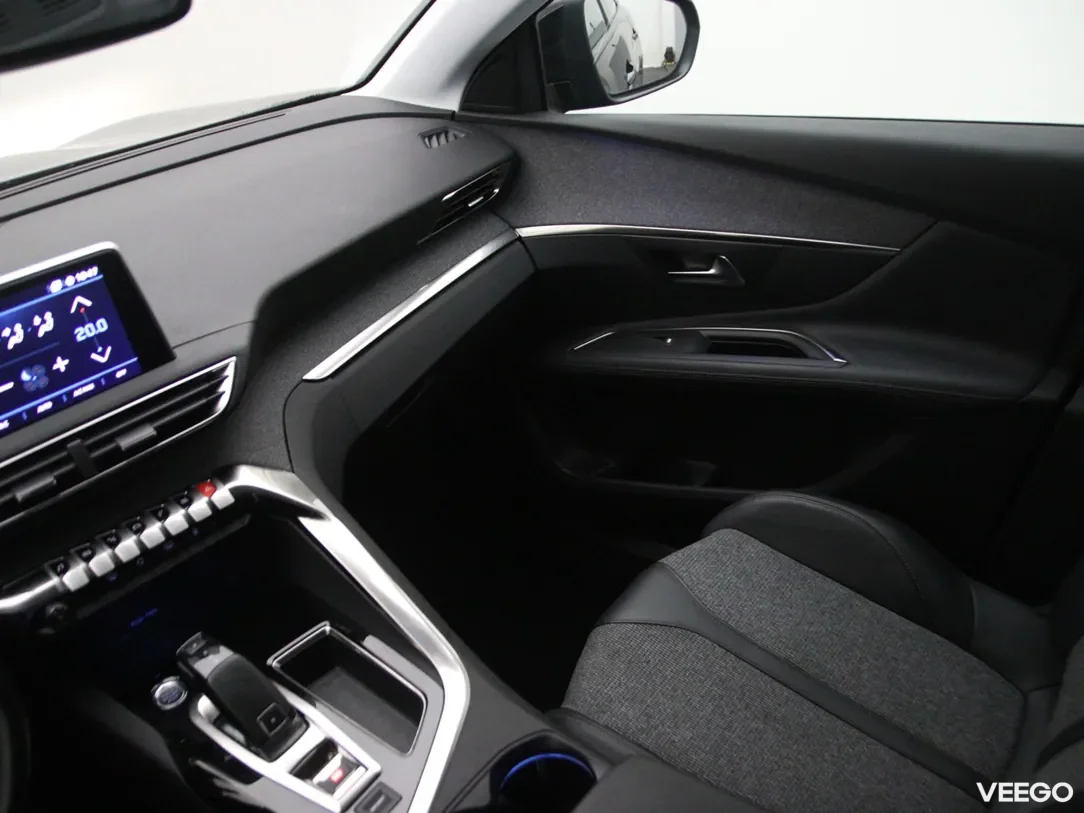 Peugeot 3008 1.2 96kW