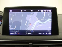 Peugeot 3008 1.2 96kW thumbnail