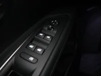 Peugeot 3008 1.2 96kW thumbnail