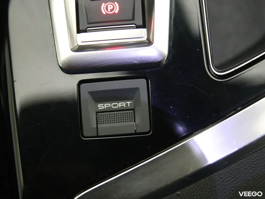 Peugeot 3008 1.2 96kW