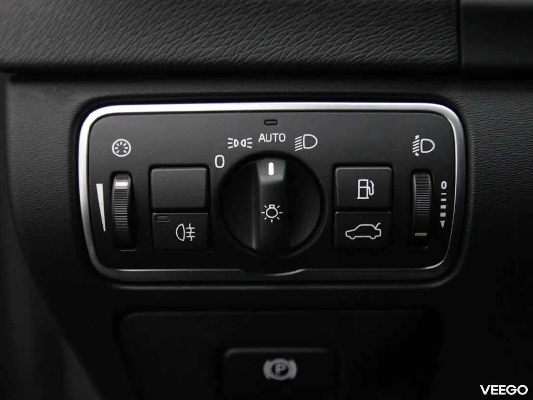 Volvo V60 2.4 208kW
