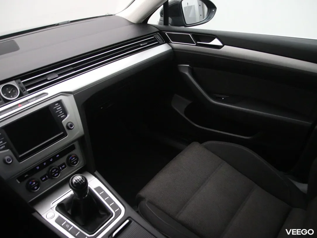 Volkswagen Passat 1.6 88kW