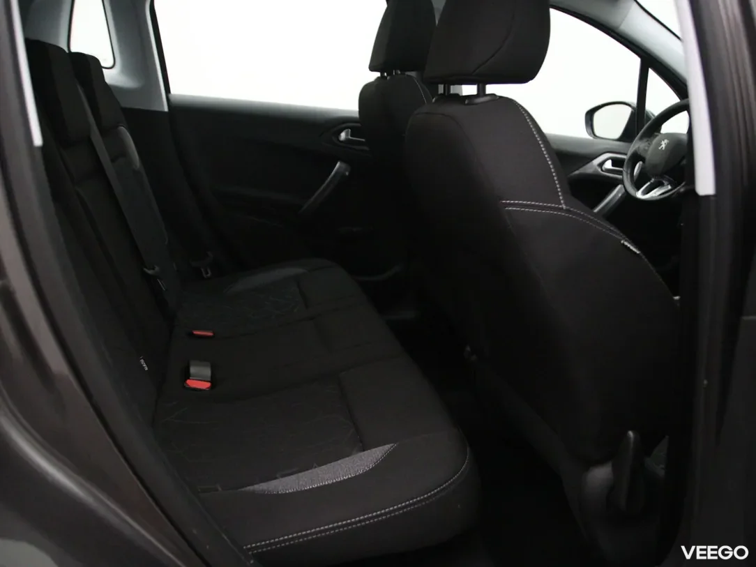 Peugeot 2008 1.2 81kW