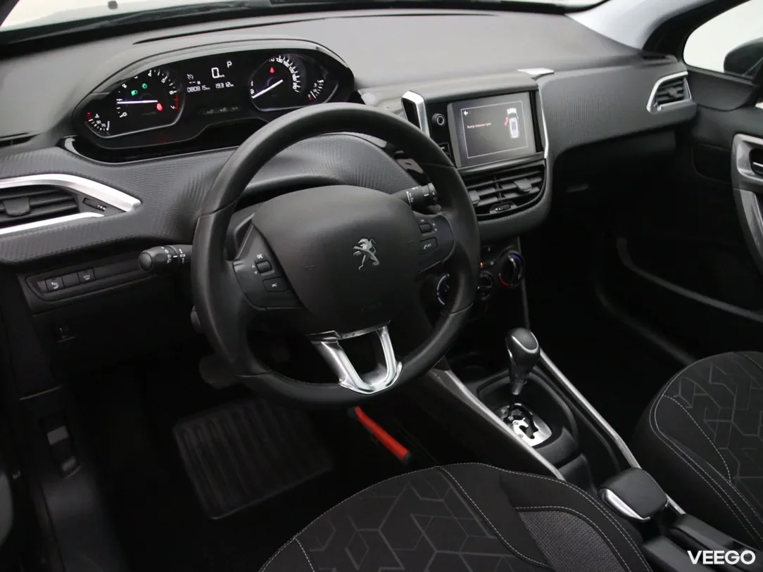 Peugeot 2008 1.2 81kW