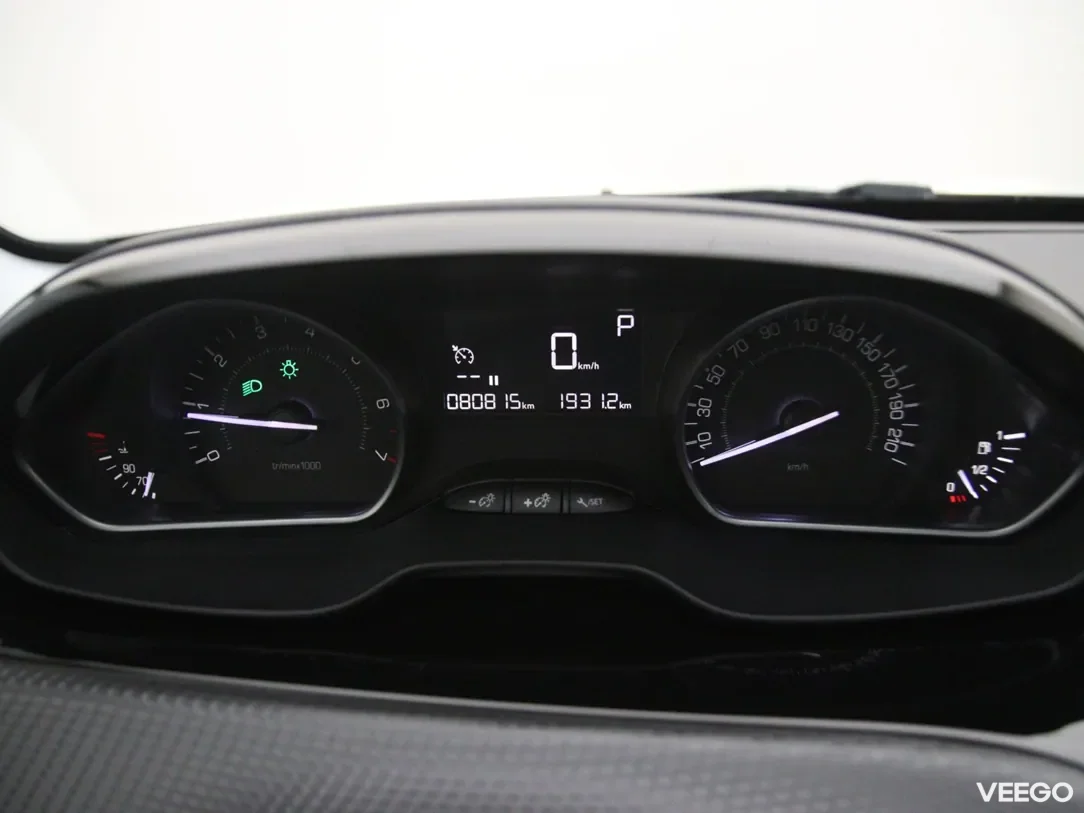 Peugeot 2008 1.2 81kW