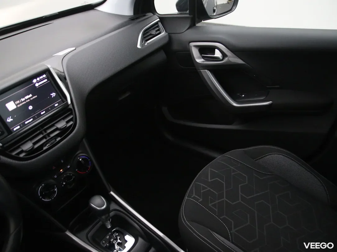 Peugeot 2008 1.2 81kW