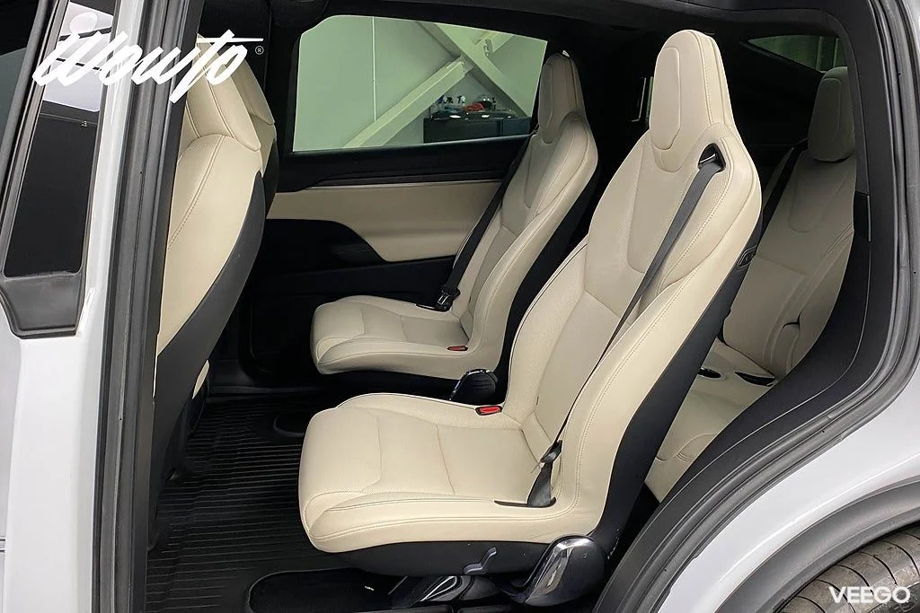 Tesla Model X Plaid 1020HK 6-Sits /Yoke /Drag 750kW
