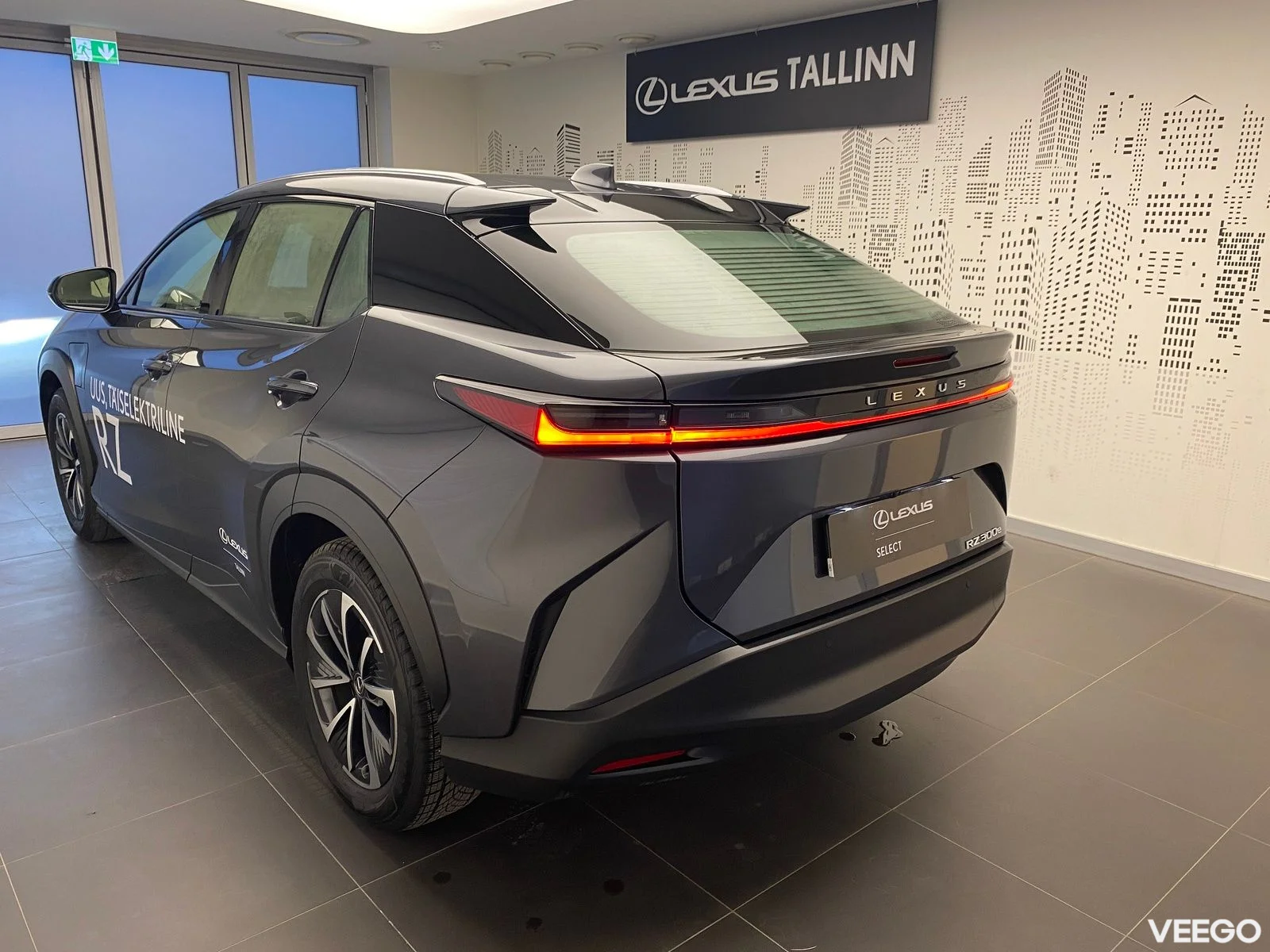 Lexus RZ 300e 73kW