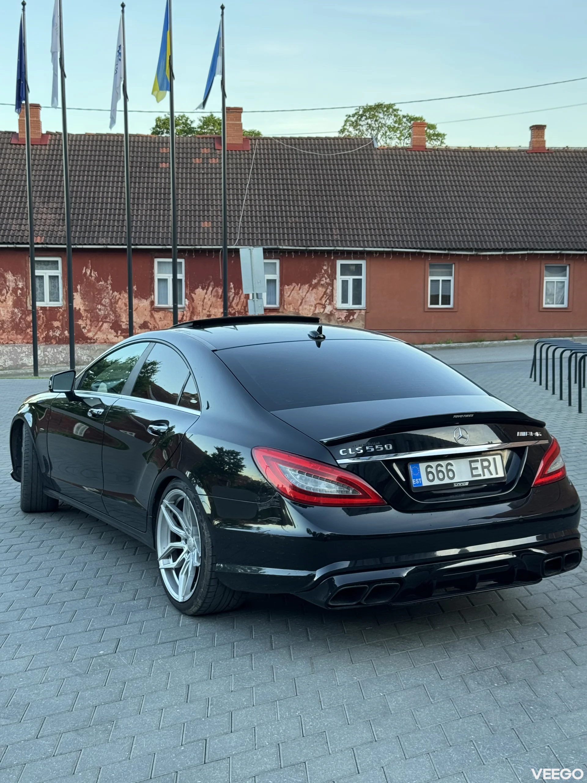 Mercedes-Benz CLS550 4.7 300kW