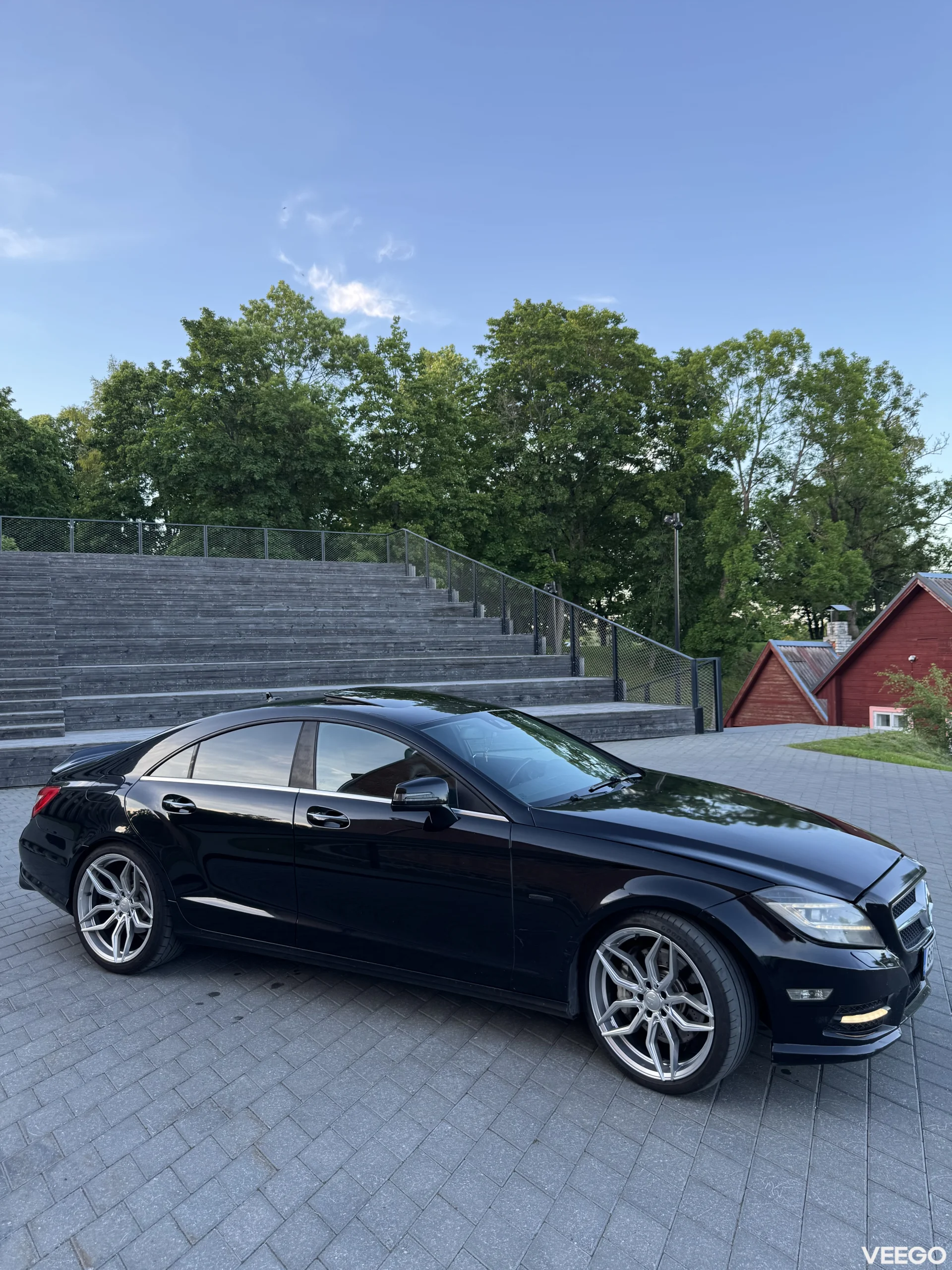 Mercedes-Benz CLS550 4.7 300kW